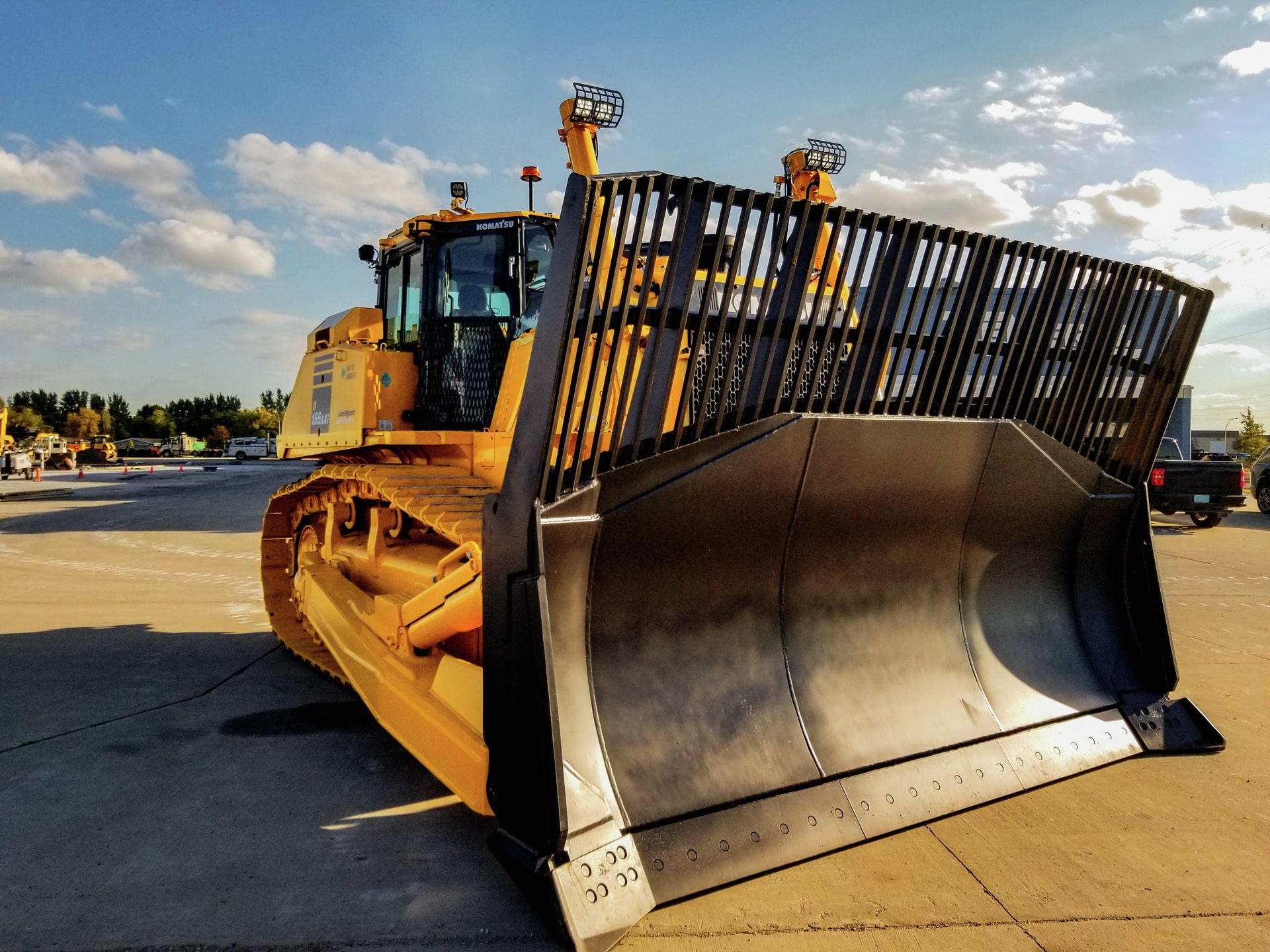 Dozer D155AX 8WH Trash Rack min