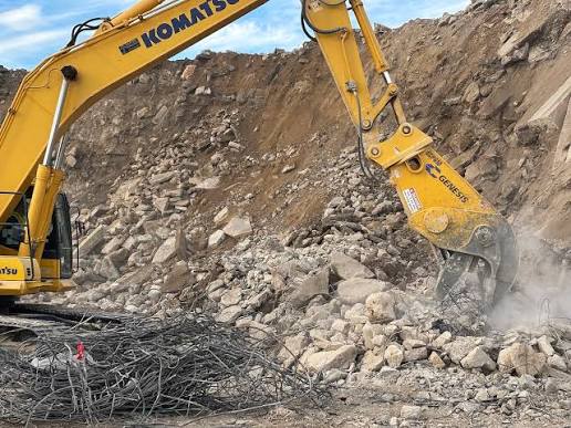 NPK/Genesis Landing Page 12 Komatsu and Genesis Concrete Processor
