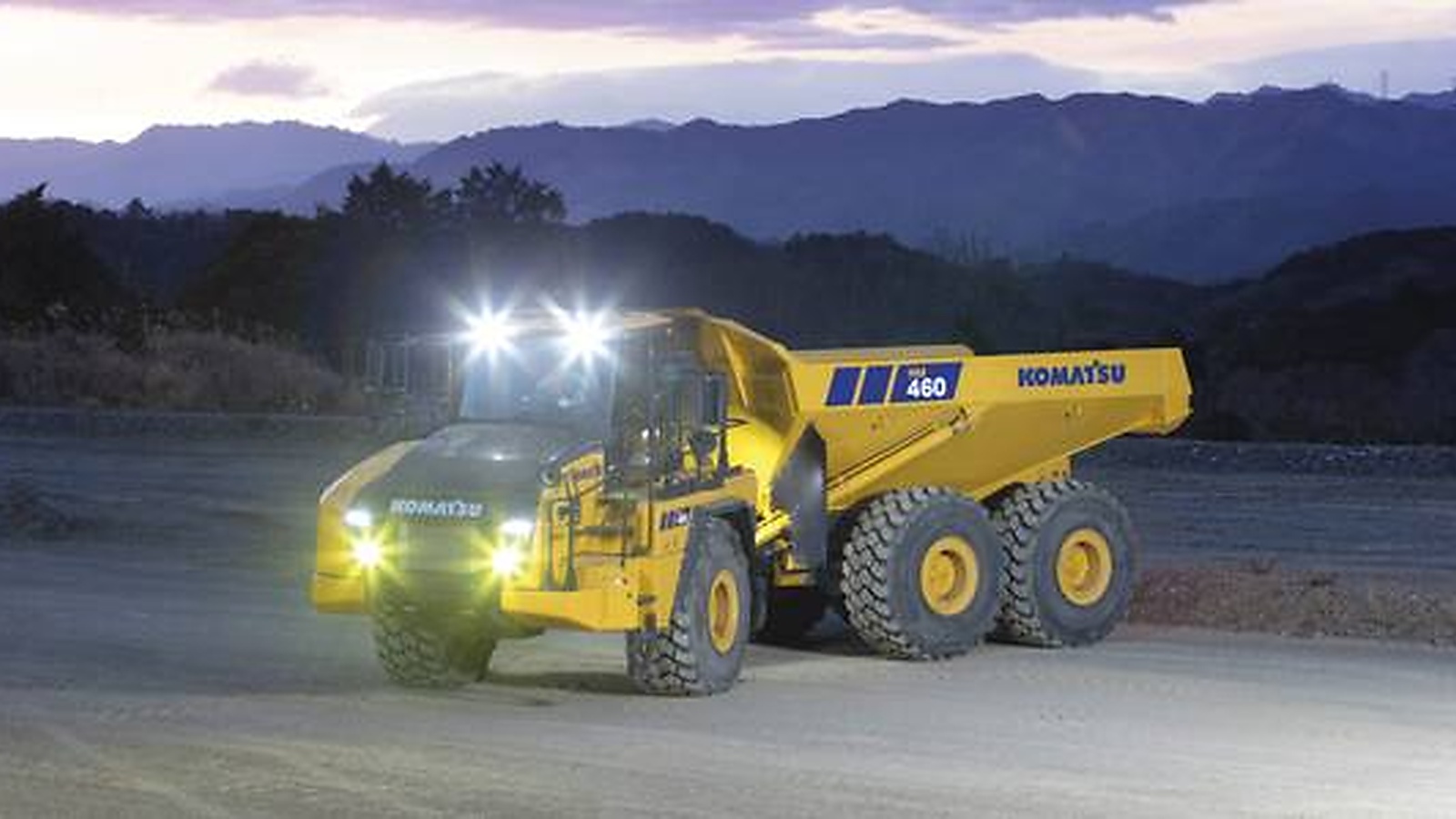 komatsu_hm460_horizontal_01_1600x900