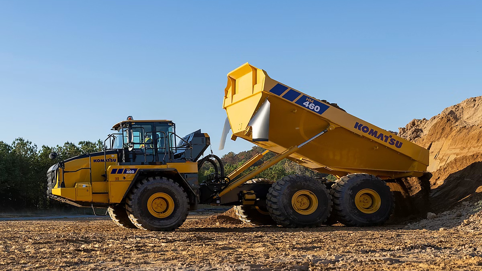 komatsu_hm460_horizontal_04_1600x900